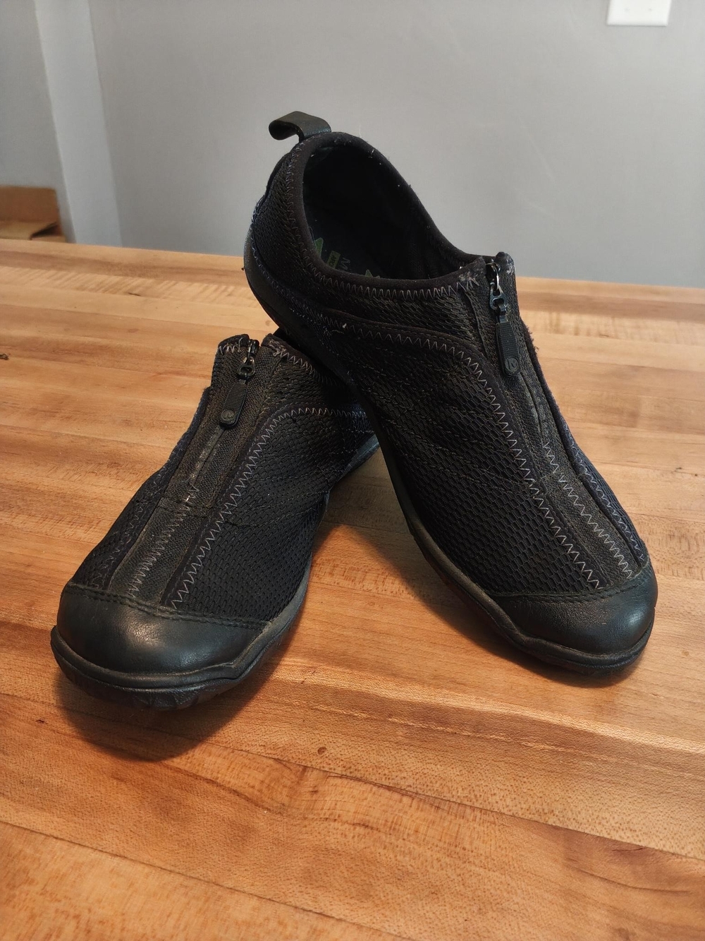 Merrell Lorelei Zip Black Casual Walking Travel Shoes Sneakers Size 8 / EUR 38.5
